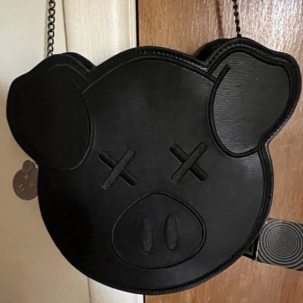 Shane Dawson/Jeffree Star Pig Crossbody